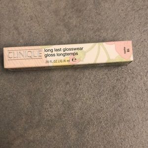 Clinique new in box Long Last Glosswear in color 18 Mystic